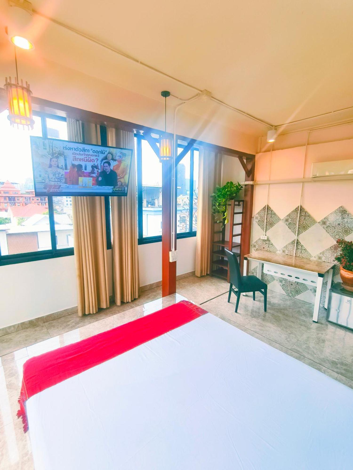 Apartment Sky Bedroom With A Smooth Life View Bangkok